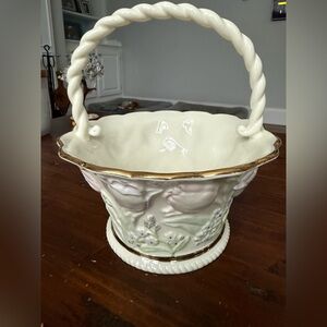 Lenox “Mother’s Love in Bloom” Handled Basket – Floral, Gold Trim